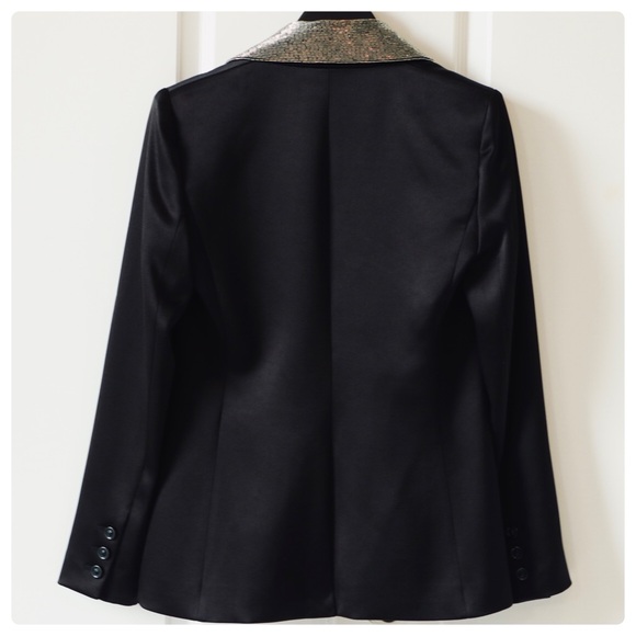 ALICE + OLIVIA Eve Embellished Norch Collar Blazer - Picture 10 of 11